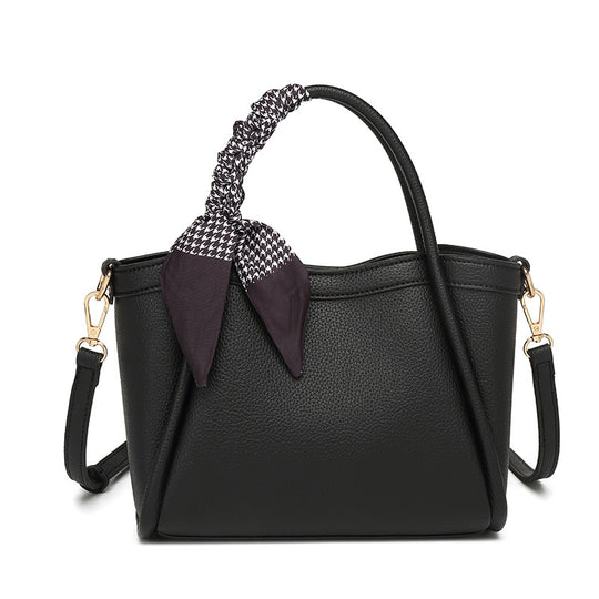 Damen Handtasche mit modischem Schal-Detail und verstellbarem Schulterriemen Nord Taschen