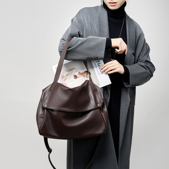 Damen Umhängetasche mit elegantem Falten-Design und praktischen Innentaschen Nord Taschen