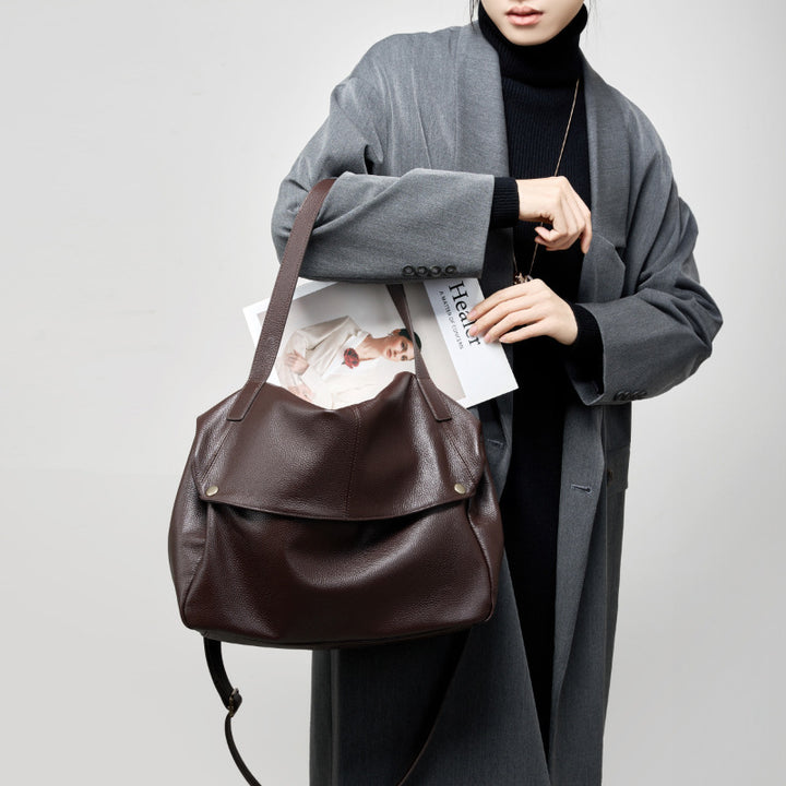 Damen Umhängetasche mit elegantem Falten-Design und praktischen Innentaschen Nord Taschen
