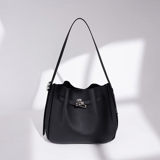 Damen hochwertige Hobo-Tasche mit eleganten Akzenten Nord Taschen