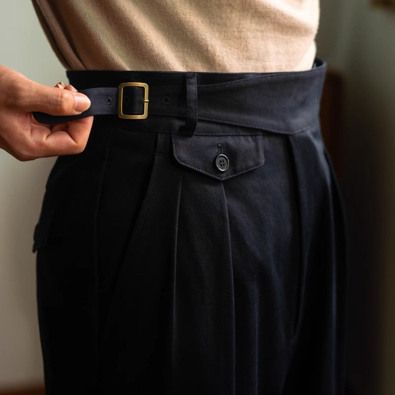 Herren Bundfaltenhose mit verstellbaren Seitenschnallen und Umschlag Nord Taschen