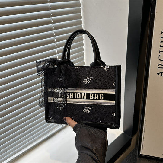 Damen modische Umhängetasche mit floralem Relief und verspieltem Schleifendetail Nord Taschen