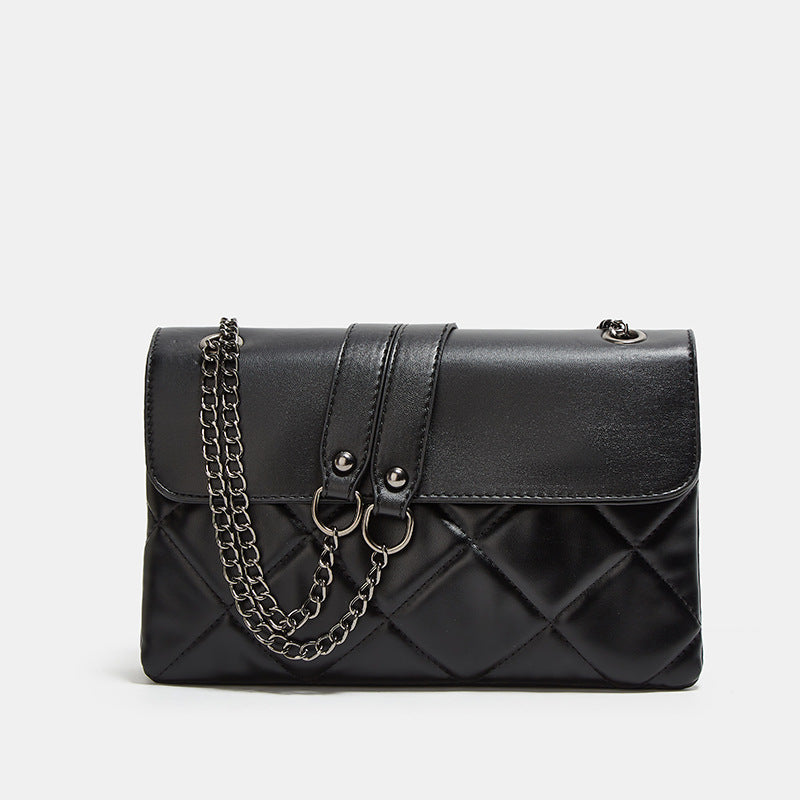 Damen Clutch-Tasche mit elegantem Steppmuster und modischem Kettenhenkel Nord Taschen