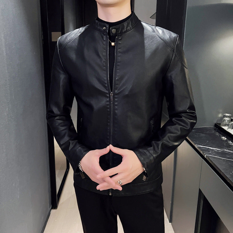 Herren schlanker Kunstlederblouson Motorrad-inspiriertes Design mit kurzem Stehkragen und verdecktem Reißverschluss Nord Taschen