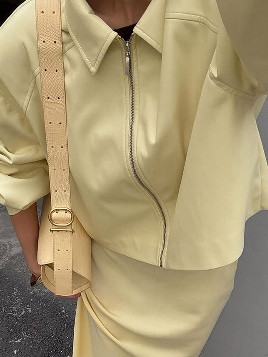 Damen Tailliertes Zip-Blouson-Set mit Hemdkragen und Midirock Nord Taschen
