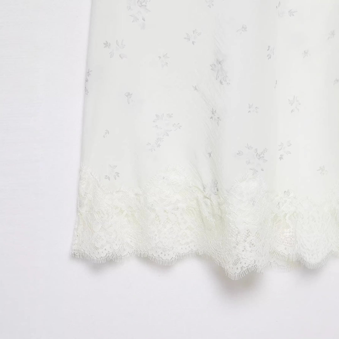 Damen Langer Unterrock mit floraler Spitzenborte und feinem Stickmesh Nord Taschen