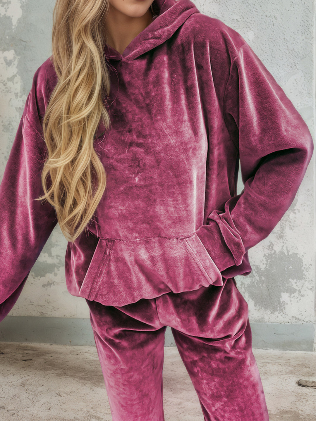 Damen Samt-Hoodie- und Jogginghose-Set mit Oversize-Schnitt Nord Taschen