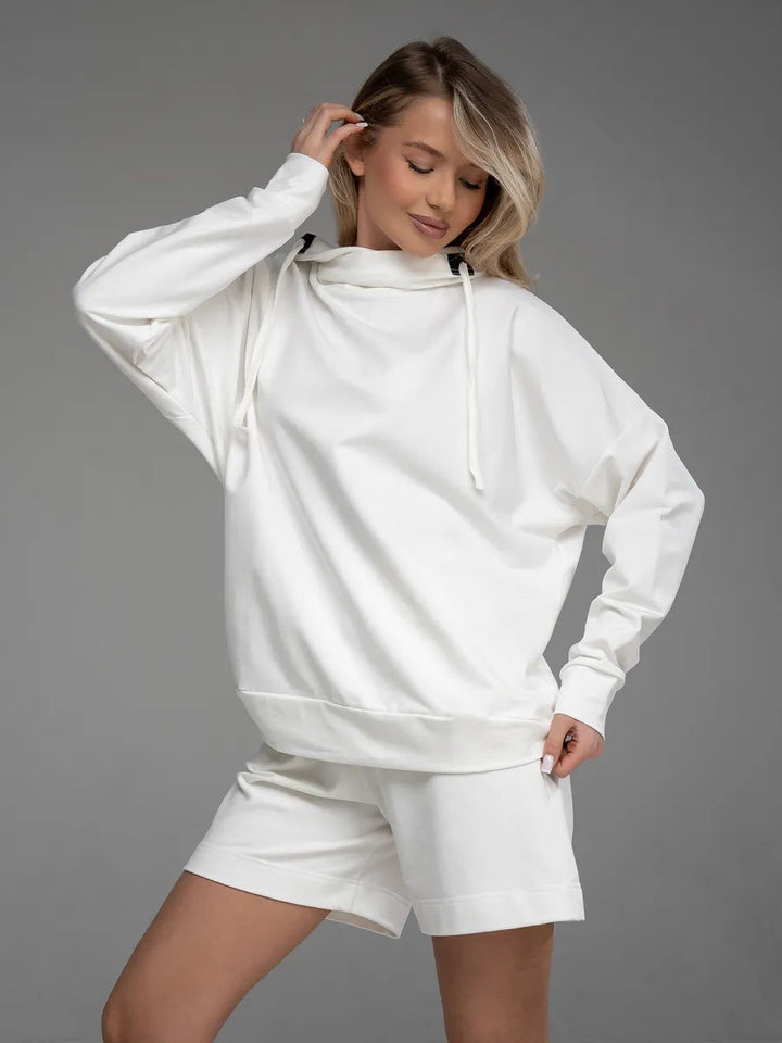 Damen lässiges Oversized Hoodie und Shorts Set Nord Taschen