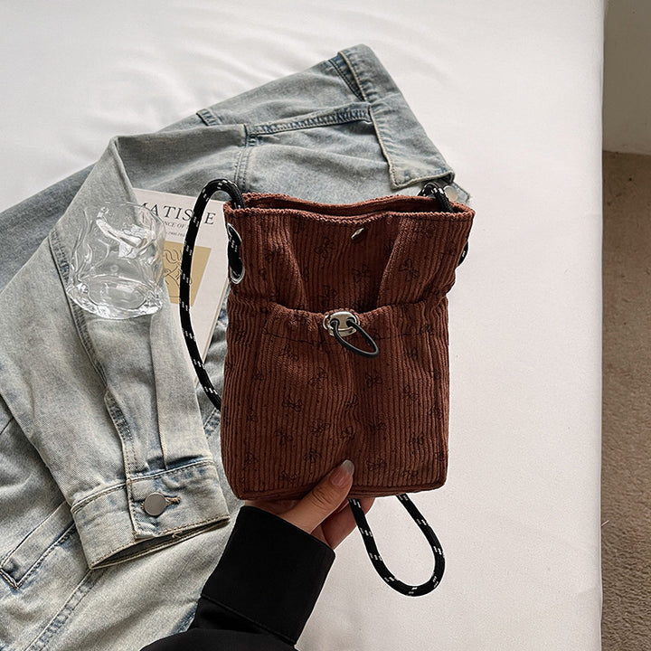 Damen Mini-Umhängetasche mit floralem Design Nord Taschen