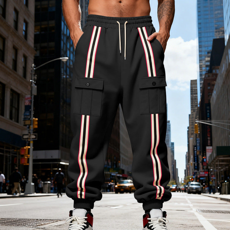 Herren Cargo-Jogginghose im Urban-Streetwear-Look mit Kontraststreifen und Klappentaschen Nord Taschen