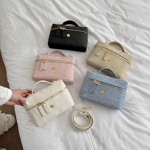 Damen elegante Umhängetasche mit strukturiertem Steppdesign und goldenen Akzenten Nord Taschen