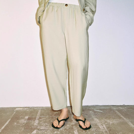 Damen Leichte Highwaist-Hose mit elastischem Bund und geradem Bein Nord Taschen