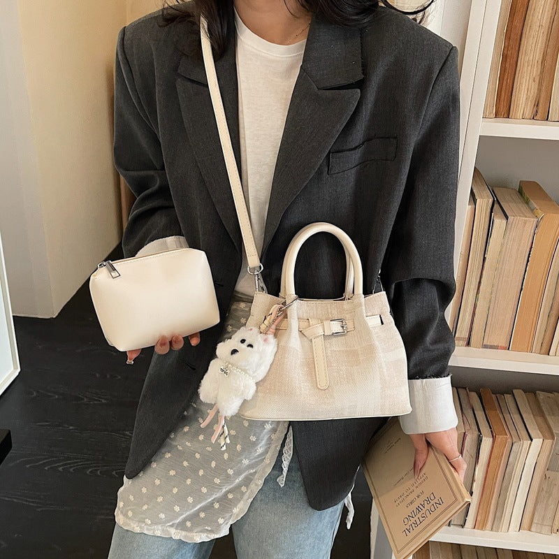 Damen Mini-Handtasche mit modernen Akzenten und praktischem Innenorganizer Nord Taschen
