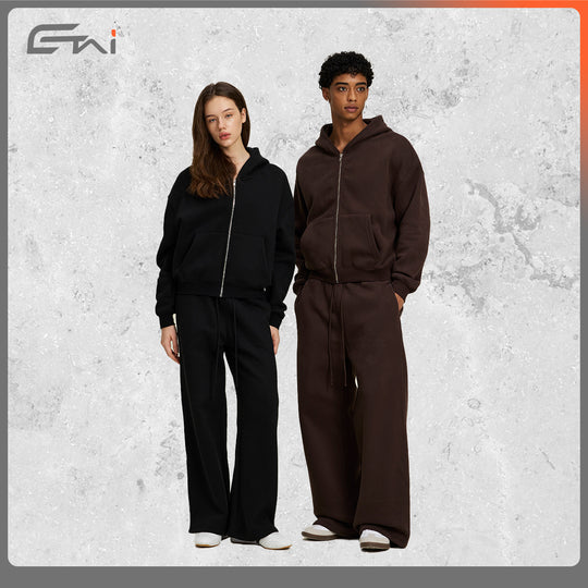 Damen Zweiteiliges Lounge-Set mit Cropped Kapuzen-Zipjacke und weiter hochgeschnittener Sweathose Nord Taschen