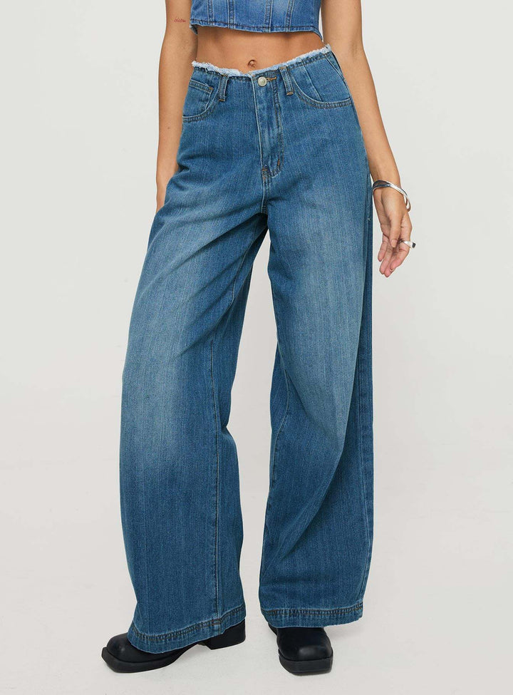 Damen hochgeschnittene Weitbein-Jeans mit rohem Bund, extra weitem Bein und Fünf-Taschen-Schnitt Nord Taschen