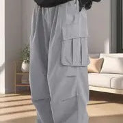 Herren Baggy-Cargohose im Oversize-Utility-Style mit elastischem Bund & Mehrfachtaschen Nord Taschen