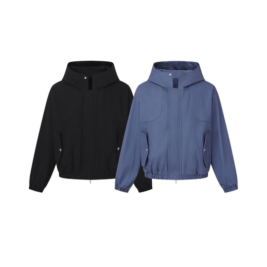 Damen Kurz geschnittene Kapuzenblousonjacke mit Tunnelzugsaum und aufgesetzten Pattentaschen Nord Taschen