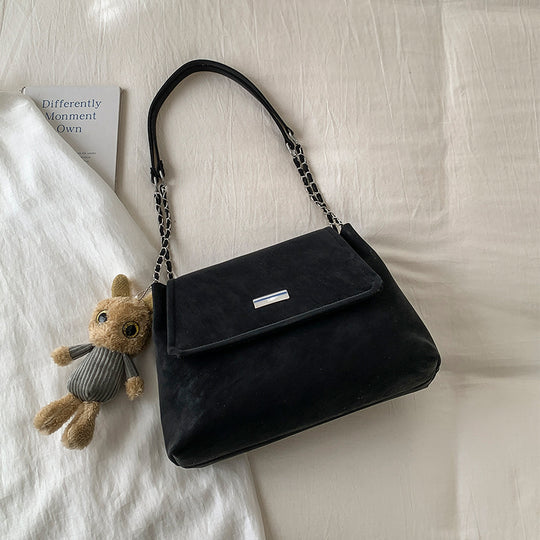 Damen Umhängetasche aus luxuriösem Kunstleder mit eleganter Kettenverzierung Nord Taschen