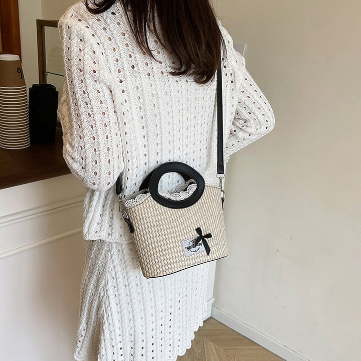 Damen modische Handtasche mit eleganter Häkelkante Nord Taschen