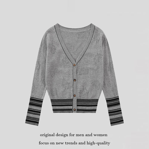 Damen Strickjacke mit V‑Ausschnitt, feinem Jacquardmuster und kontrastierenden Bündchen Nord Taschen