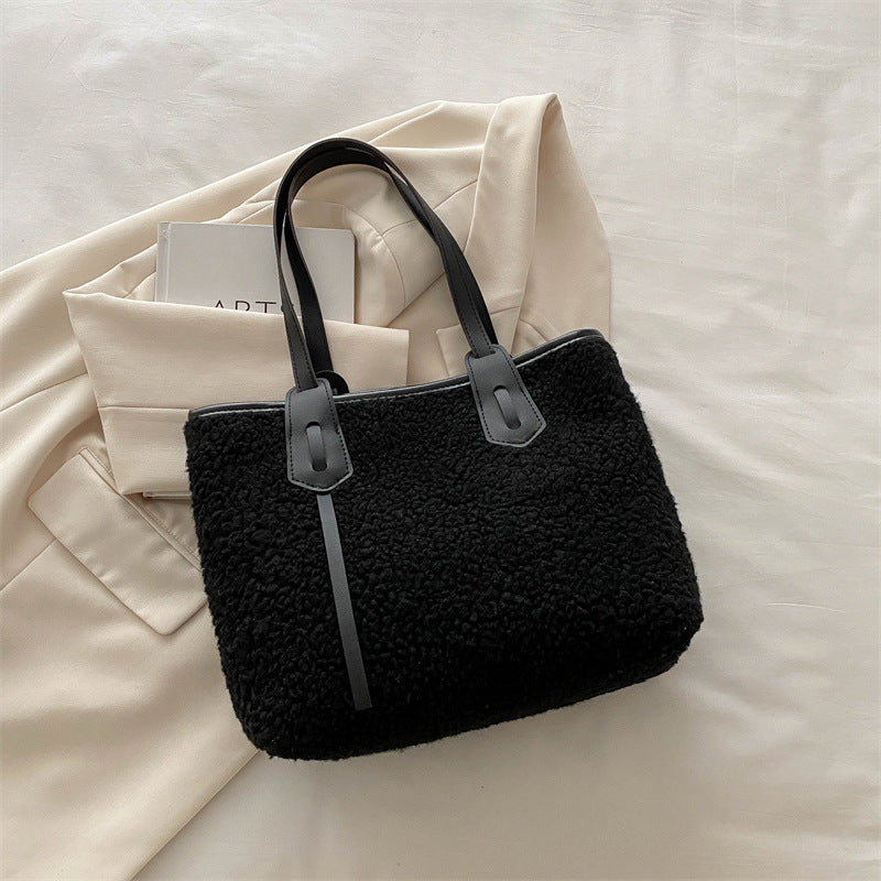 Damen modische Tragetasche aus samtigem Material mit elegantem Design Nord Taschen