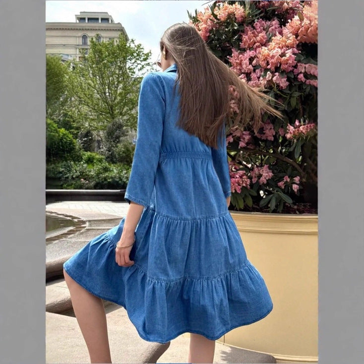 Damen Hemdblusenkleid aus Denim mit taillenbetonendem Gummizug, Knopfleiste & Stufenrock Nord Taschen