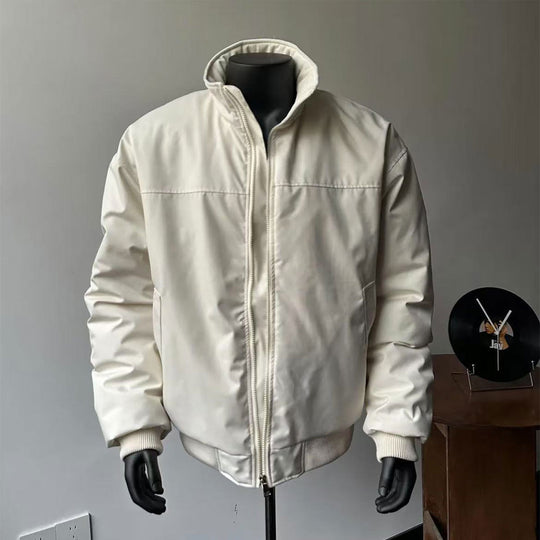 Herren Minimalistische Utility-Zipjacke im Bomberstil mit hohem Kragen und verdeckten Eingriffstaschen Nord Taschen