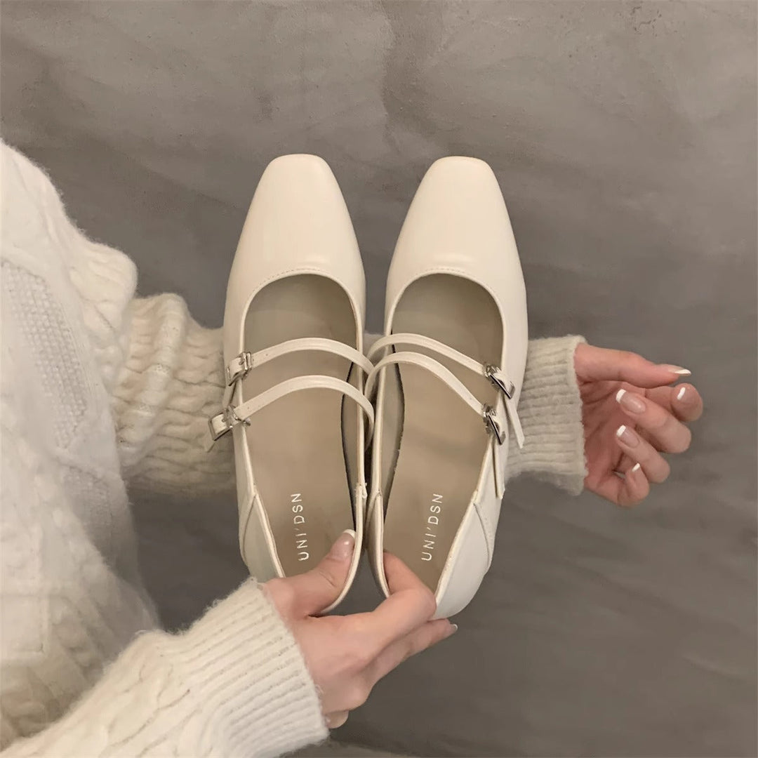 Damen stilvolle Pumps mit verstellbaren Riemen