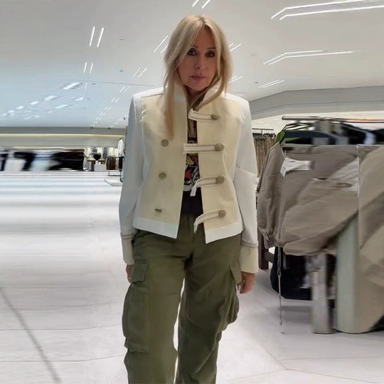 Damen Kurzjacke im militärisch inspirierten Satin‑Look mit Stehkragen Nord Taschen