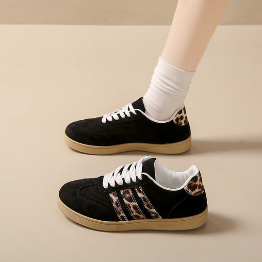Damen Sneakers aus Wildleder mit modischem Leopardenmuster - Vittorelli