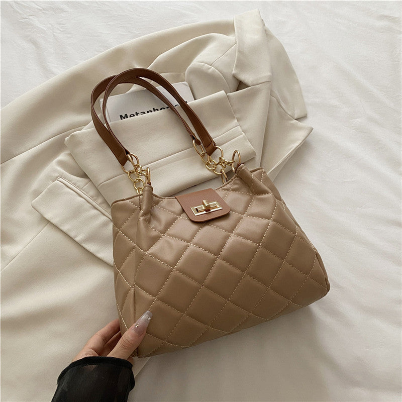 Damen elegante Umhängetasche mit gesteppter Optik Nord Taschen