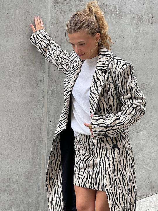 Damen Zweiteiliges Zebra-Muster Mantel- und Minirock-Set aus strukturiertem Webstoff Nord Taschen