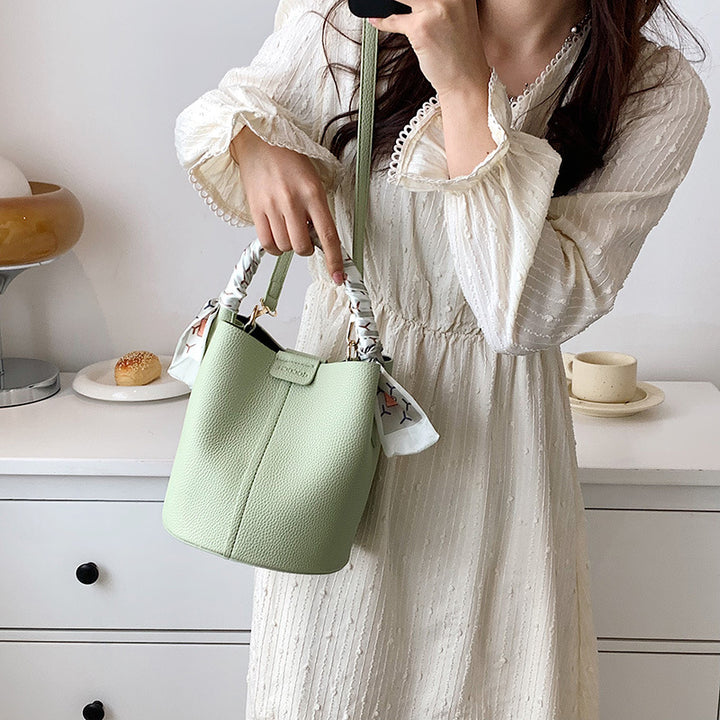 Damen Bucket Bag mit exklusivem Halstuch Nord Taschen