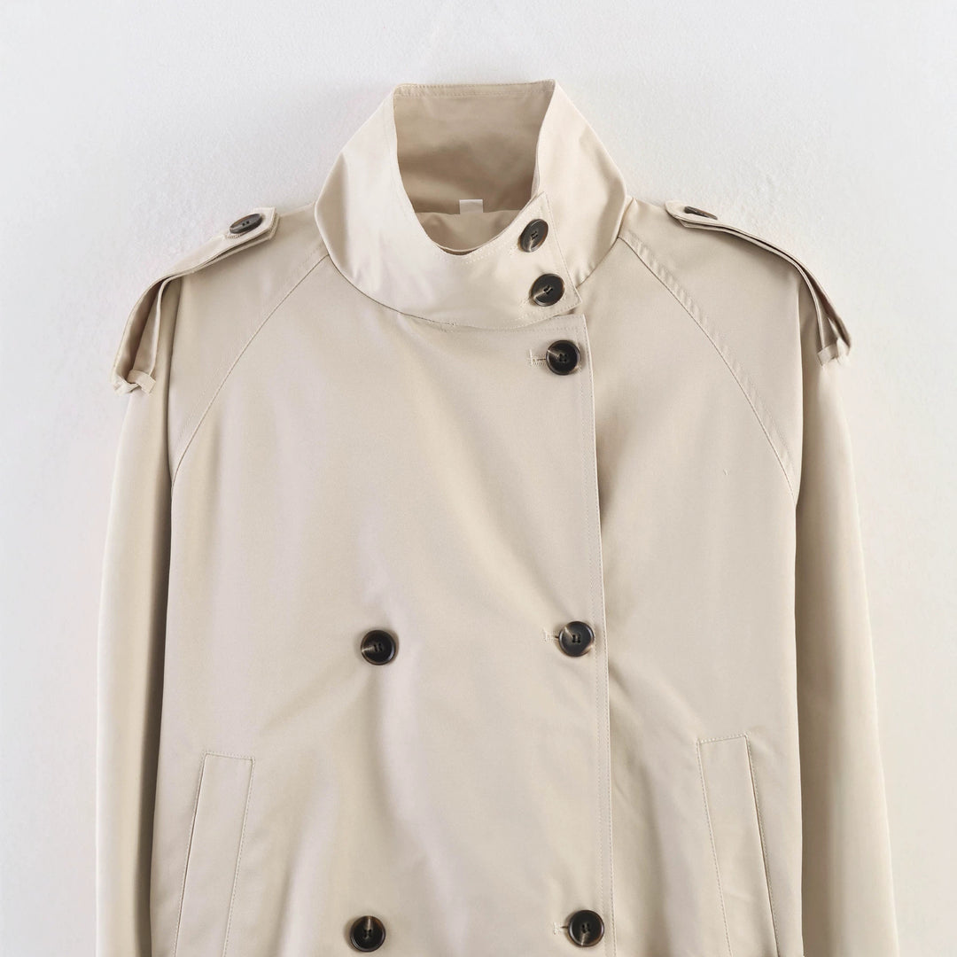 Damen Kurze Doppelreihige Taillengürtel-Trenchjacke mit hohem Funnelkragen und Schulterriegeln Nord Taschen