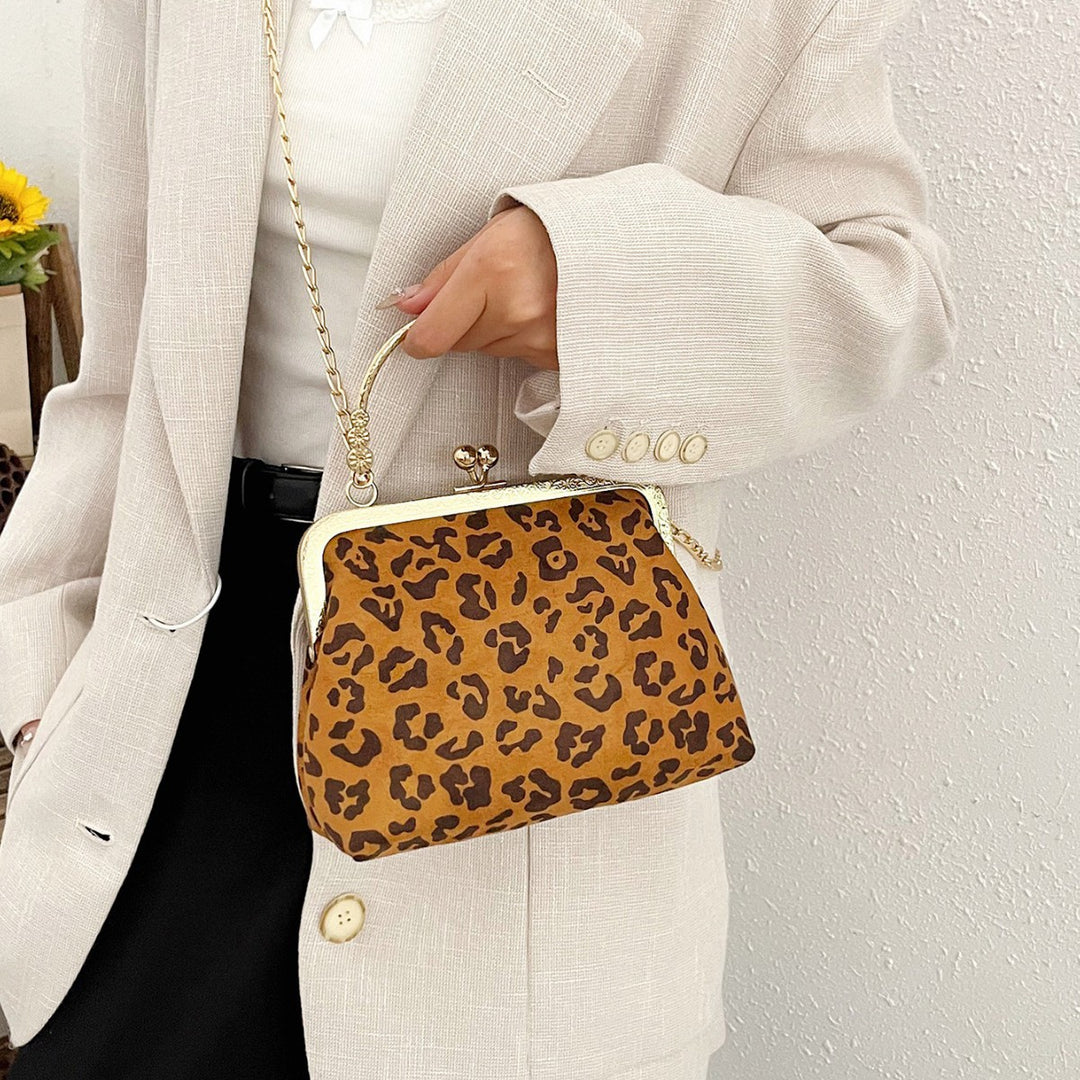 Damen elegante Clutch-Tasche mit Kettenriemen und floralem Verschluss Nord Taschen