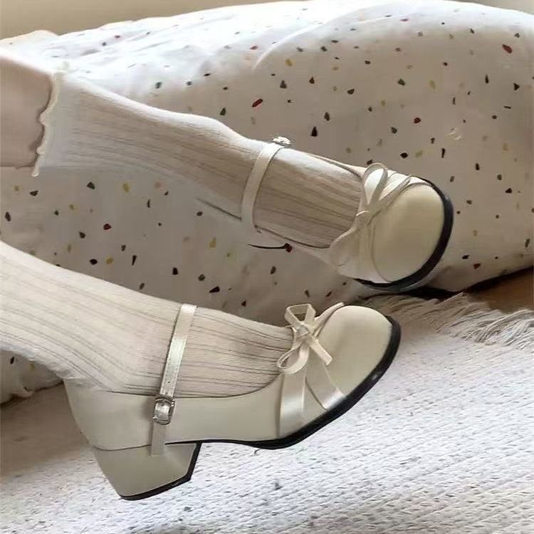 Damen Elegante Mary Jane Schuhe mit dekorativen Schleifen und großzügigem Blockabsatz