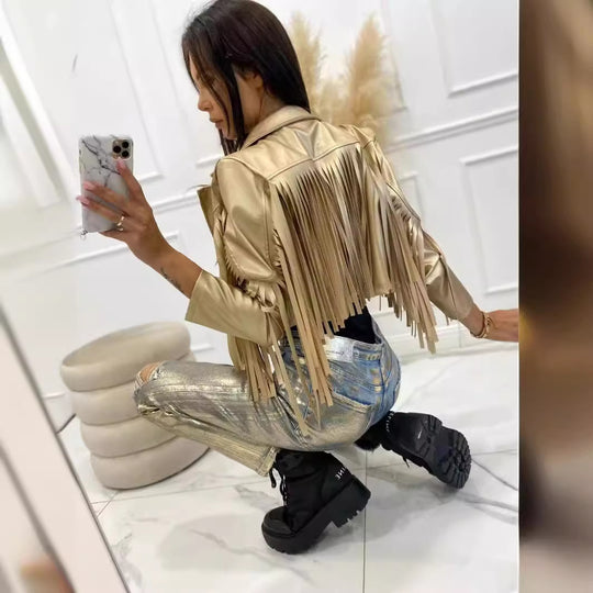 Damen Kurzjacke im Bikerstil mit Metallic‑Optik und langen Lederfransen Nord Taschen