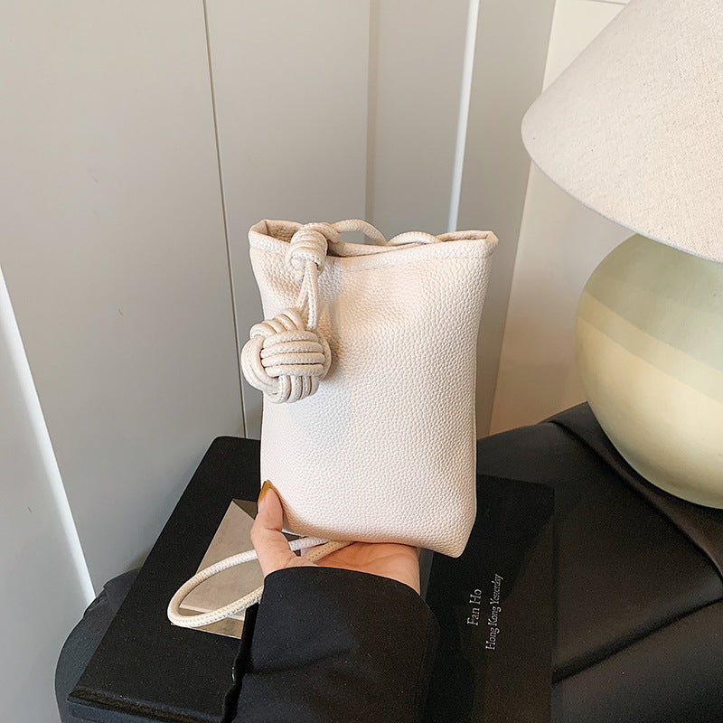 Damen Handytasche mit knotenverschlossenem Tragegurt Nord Taschen
