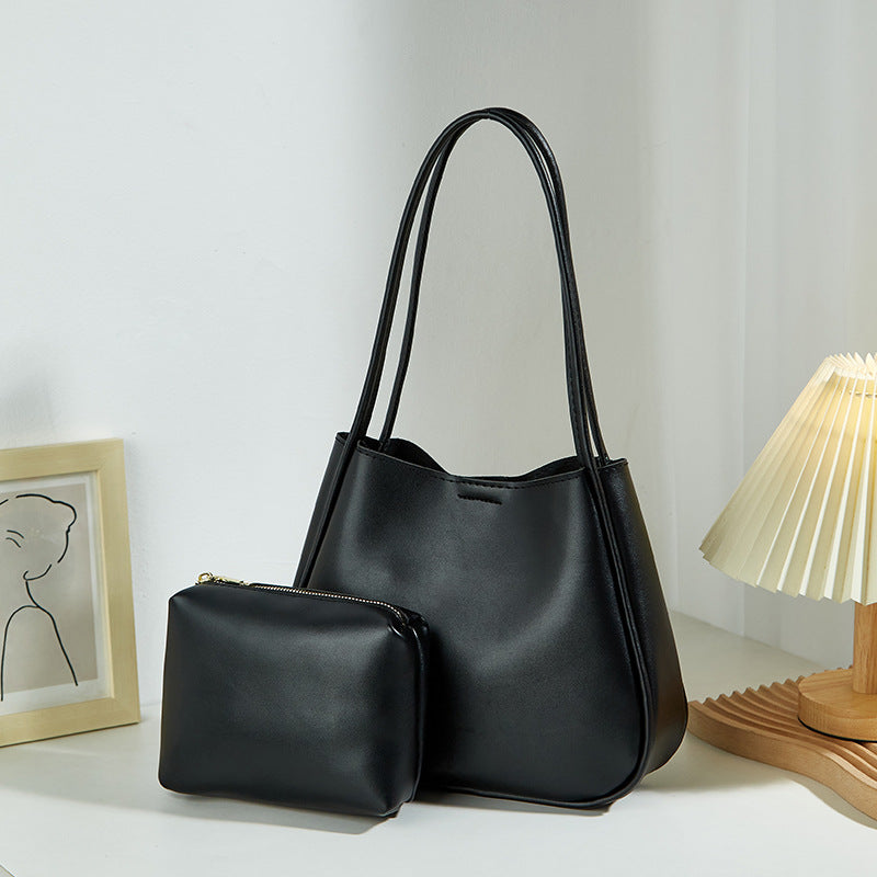 Damen Hobo Tasche mit abnehmbarem Kosmetiktäschchen Nord Taschen