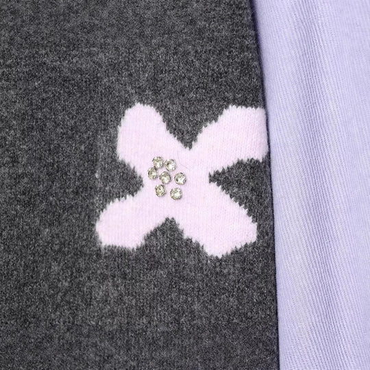 Damen Strickcardigan mit Zierblüten‑Applikation und kontrastärmeln Nord Taschen
