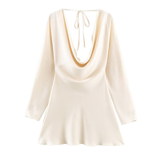 Damen Kurzes Satin-Minikleid mit tiefem Wasserfall‑Rücken, V‑Ausschnitt vorne und langen Ärmeln Nord Taschen