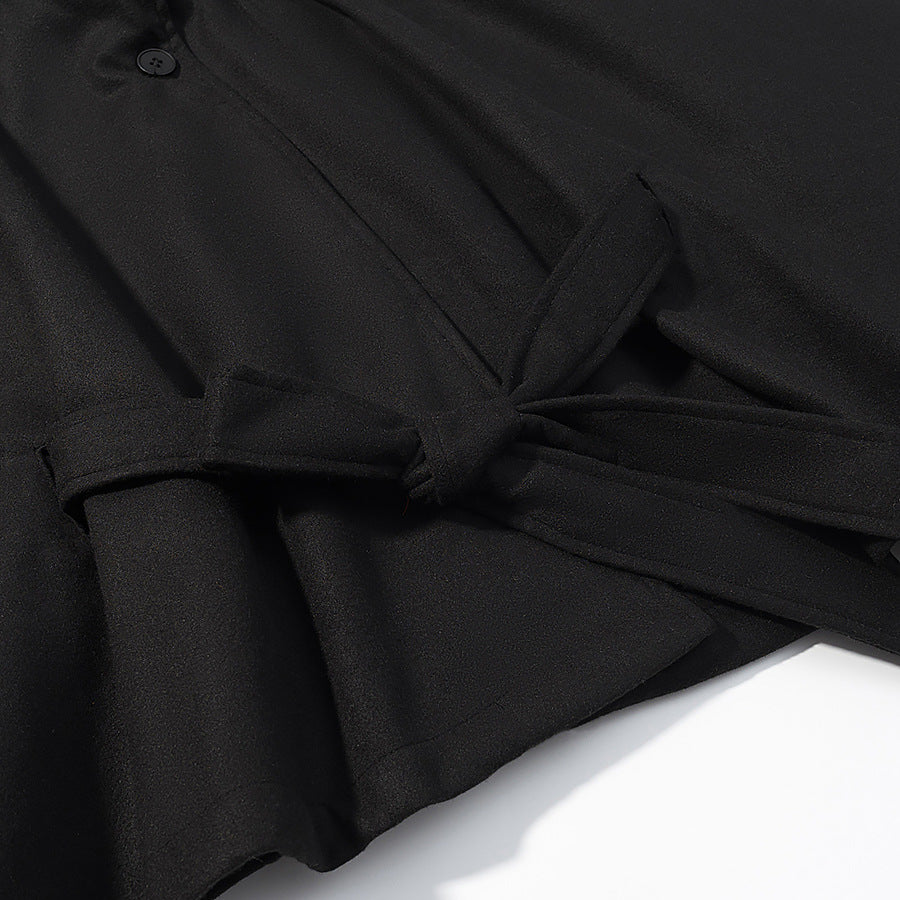 Damen Kurzcape mit Stehkragen, verdeckter Knopfleiste und Taillenbindegürtel Nord Taschen