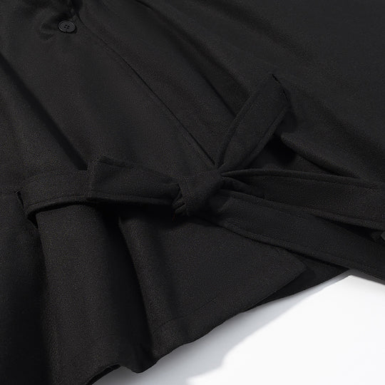 Damen Kurzcape mit Stehkragen, verdeckter Knopfleiste und Taillenbindegürtel Nord Taschen