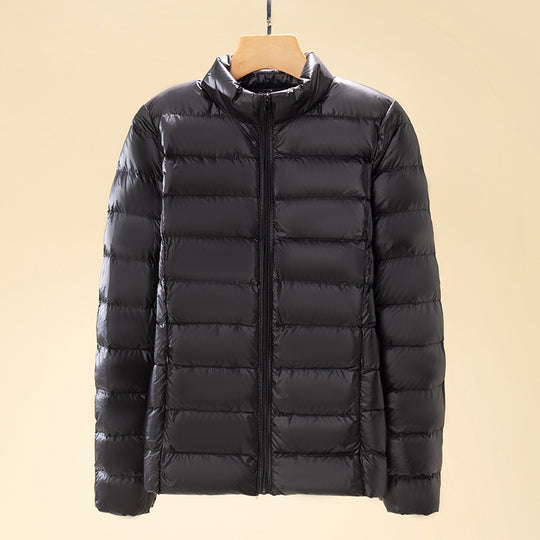 Damen ultraleichte gesteppte Daunenjacke mit Stehkragen und Reißverschluss Nord Taschen