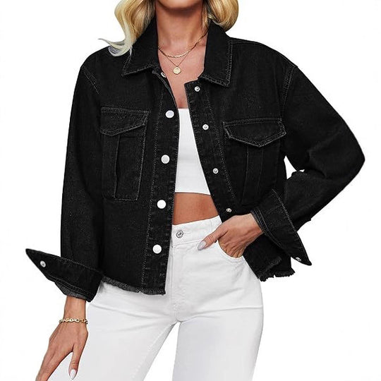 Damen Kurz geschnittene Oversize-Jeansjacke mit rohem Saum und aufgesetzten Brusttaschen Nord Taschen