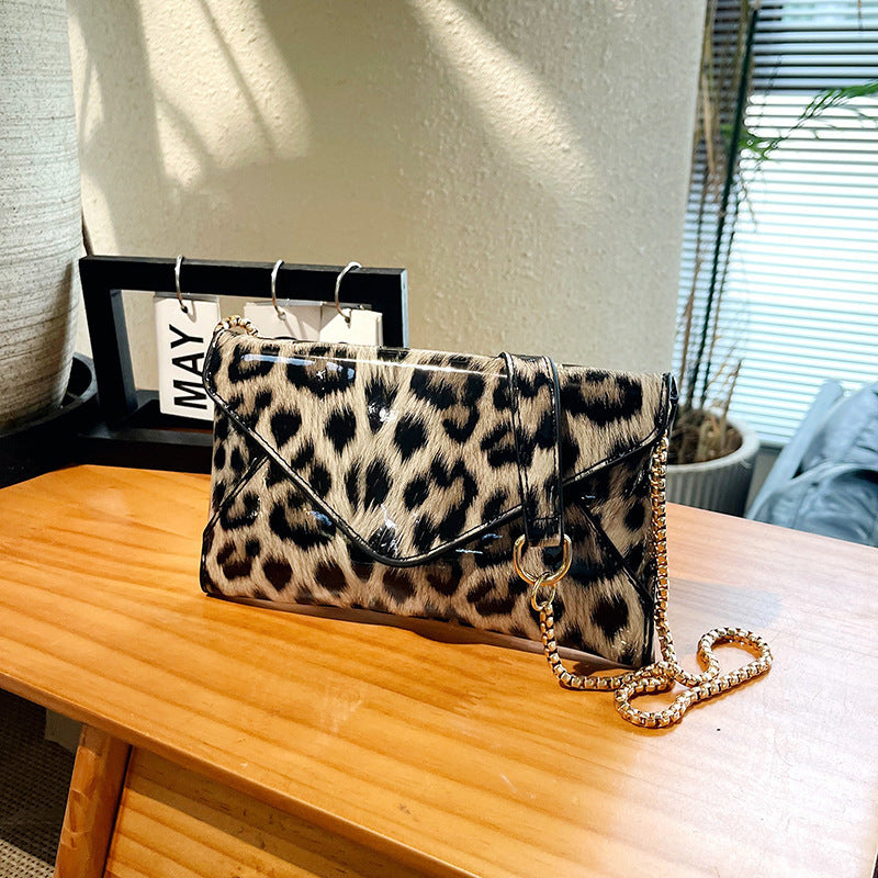 Damen elegante Clutch mit Leopard-Design Nord Taschen