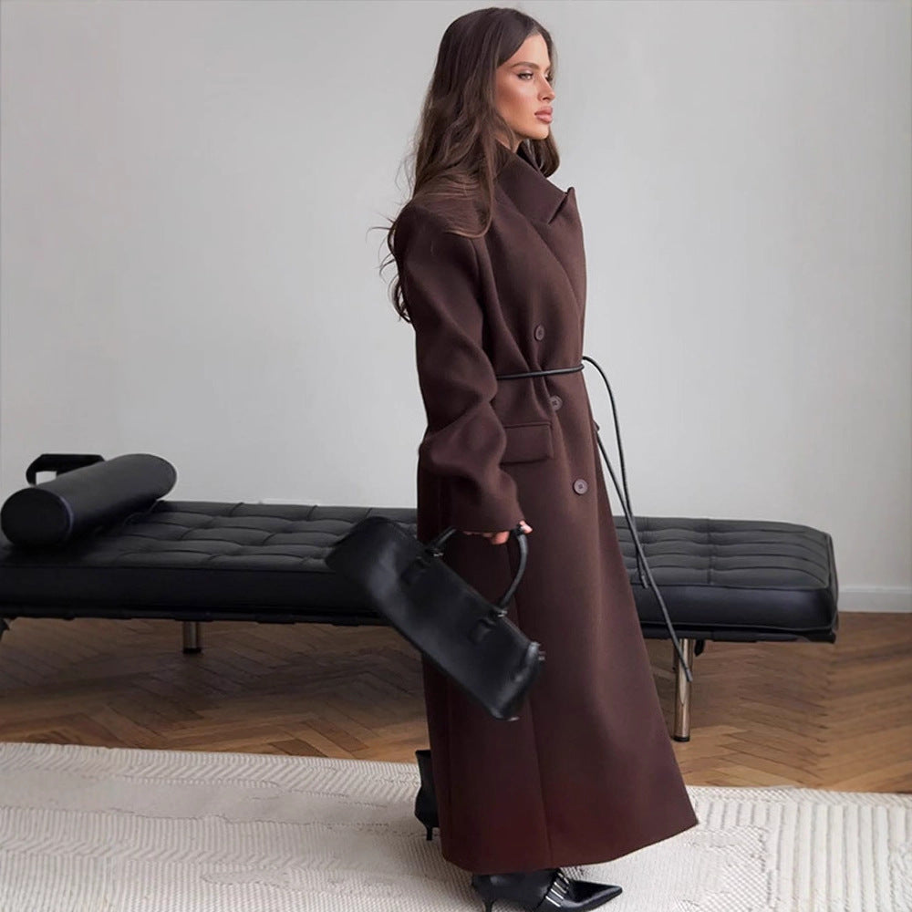Damen Maxilanger Wollmix-Mantel mit kastiger Oversize‑Silhouette und markanten Schultern Nord Taschen