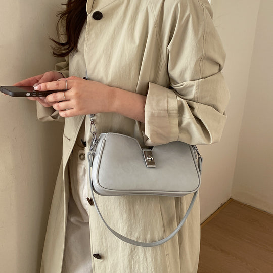 Damen elegante Umhängetasche mit strukturiertem Design und praktischen Fächern Nord Taschen