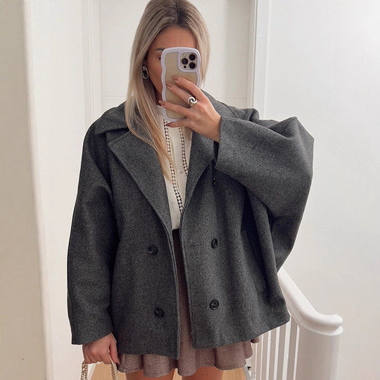 Damen Boxy-Wollmix-Cocoon-Jacke mit doppelreihiger Knopfleiste und weitem Revers Nord Taschen