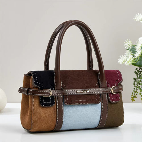 Damen dezente Handtasche aus hochwertigem Wildleder mit strukturiertem Design und dekorativem Tragegurt Nord Taschen